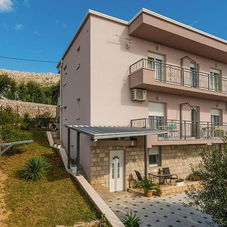 Nice Apartment In Mali Rat With Wifi Sumpetar Exterior foto